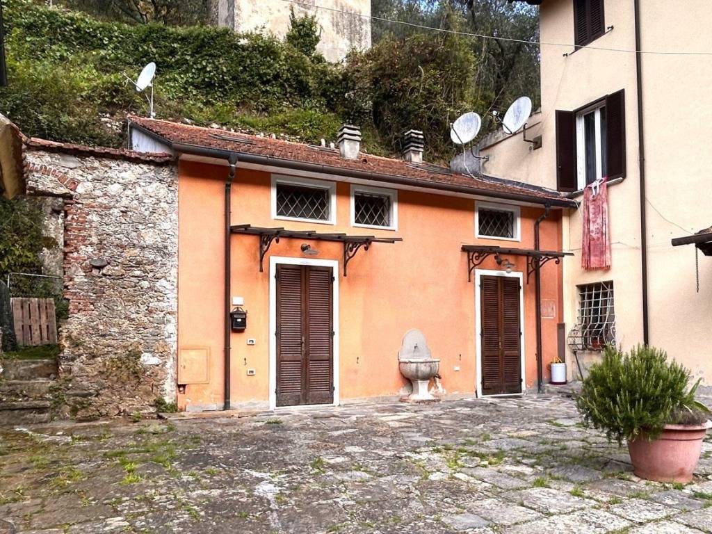 Villetta a schiera a Pietrasanta in VALDICASTELLO LOCALITA' LA PIEVE - Foto 3