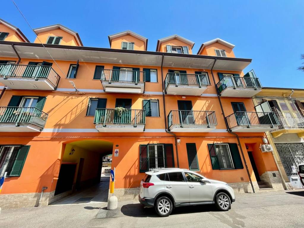 Appartamento a Alessandria in VIA DE AMICIS, 8 - Foto 2