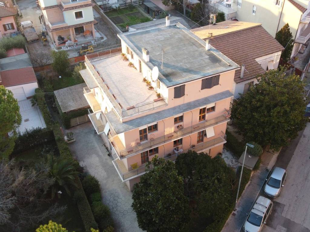 Appartamento a Civitanova marche in Via CALATAFIMI, 27 - Foto 3