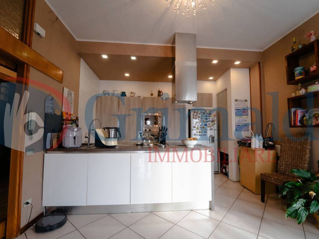 Appartamento a Giugliano in campania in PIAZZA ANTONIO GRAMSCI, 2 - Foto 3