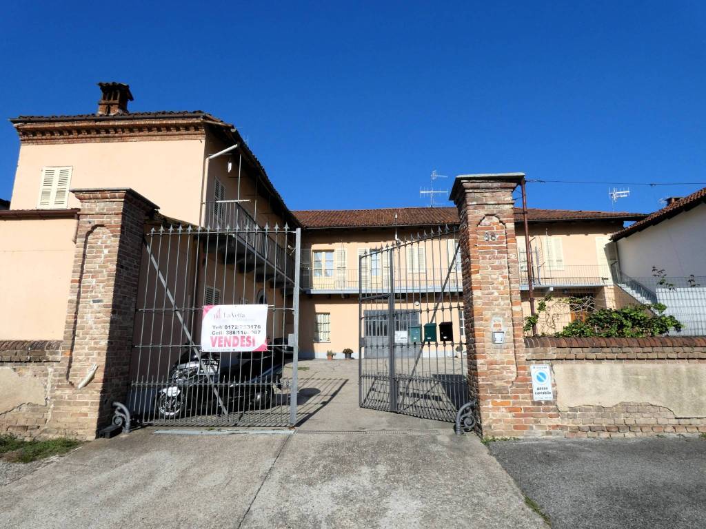 Palazzo / stabile a Bra in Viale Madonna dei Fiori - Foto 3