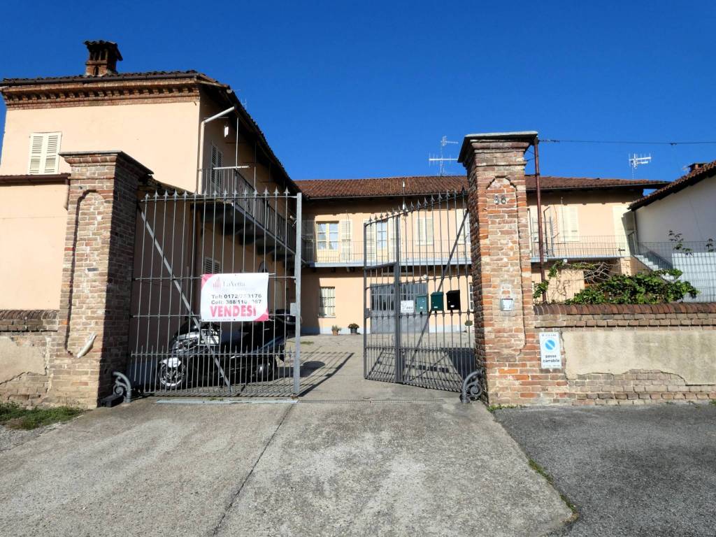 Palazzo / stabile a Bra in Viale Madonna dei Fiori - Foto 4