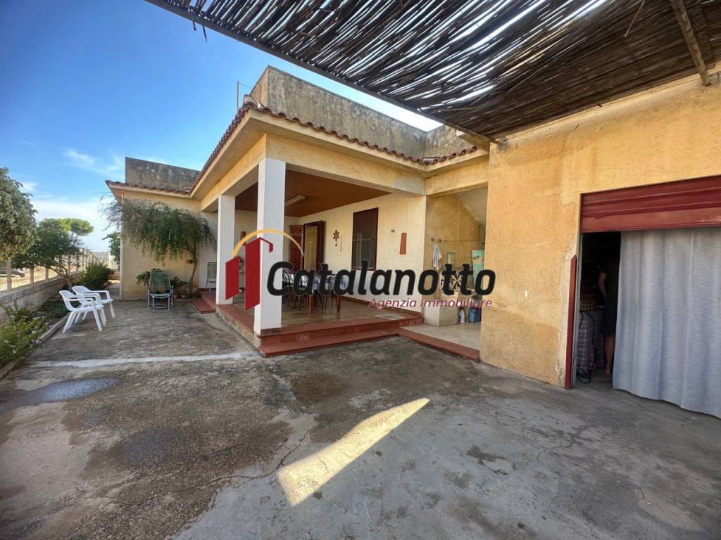 Villa a Castelvetrano in Piazzale Unità d'Italia - Foto 4