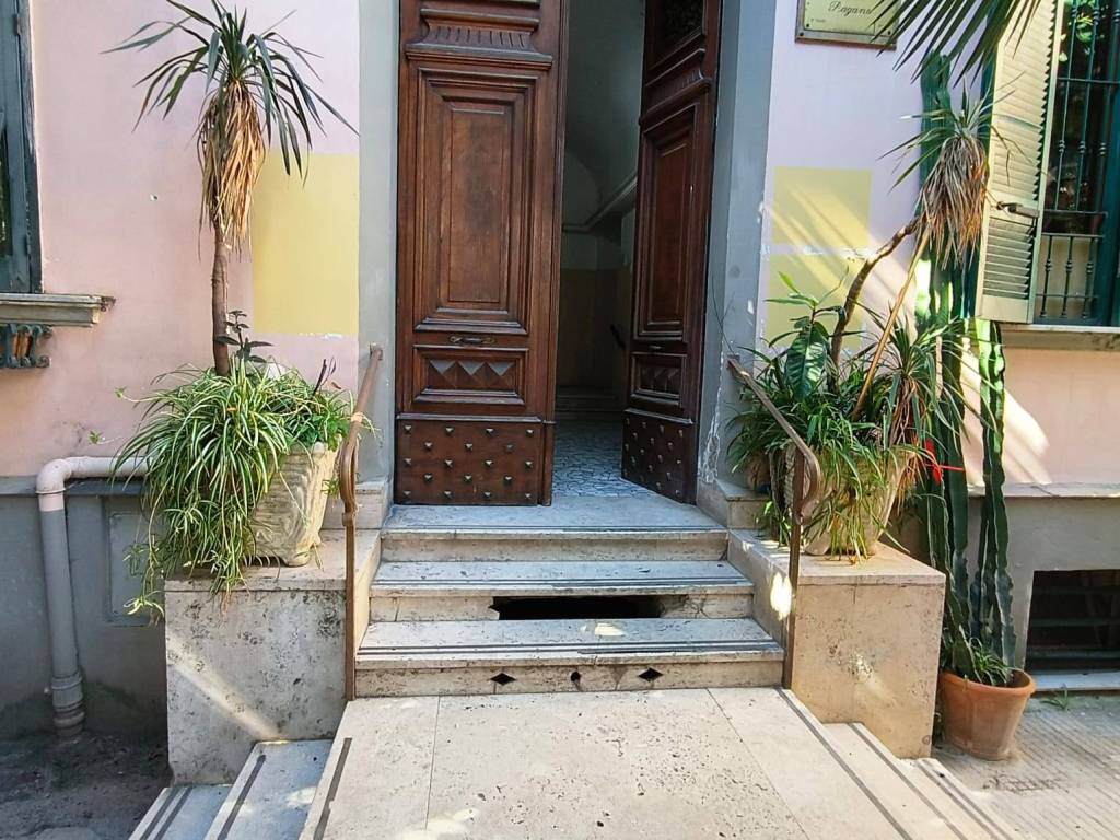 Appartamento a Napoli in Viale Campi Flegrei - Foto 4