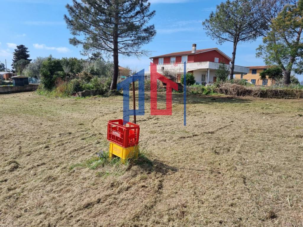Rustico / casale a Aprilia in via cavone, 8 - Foto 3