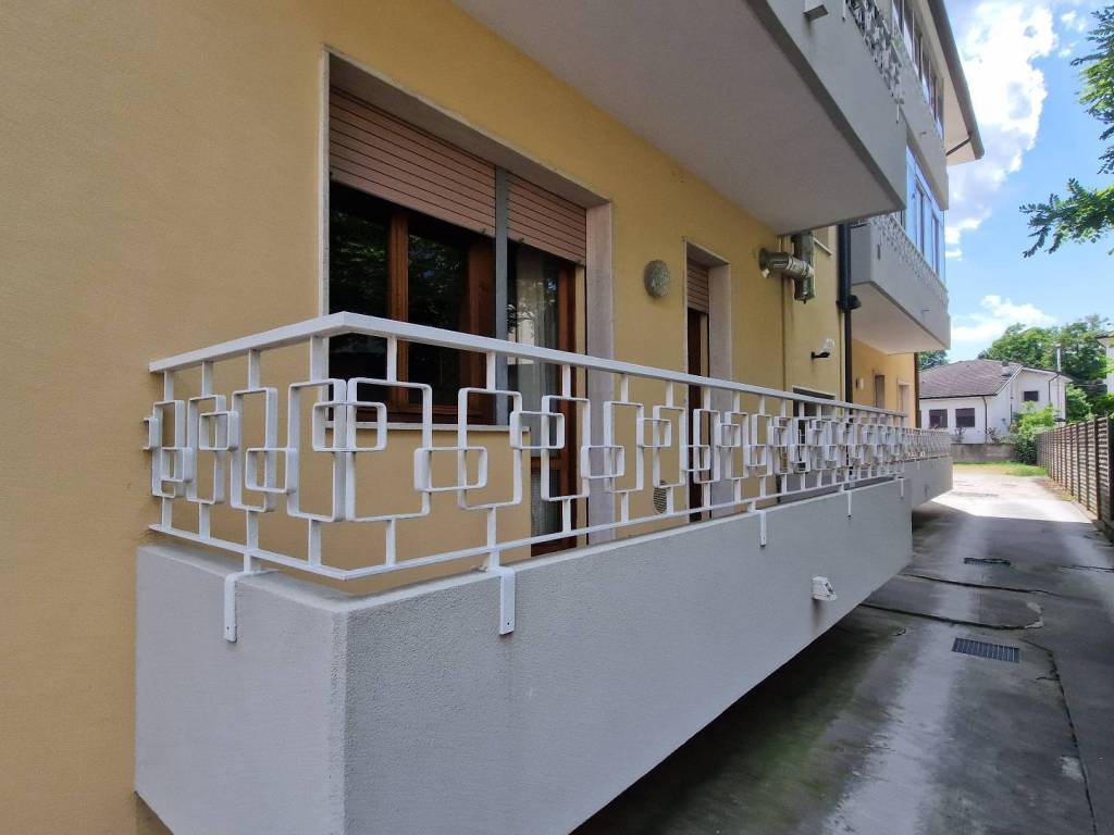 Appartamento a Rovigo in via giacomo sichirollo, 34 - Foto 2