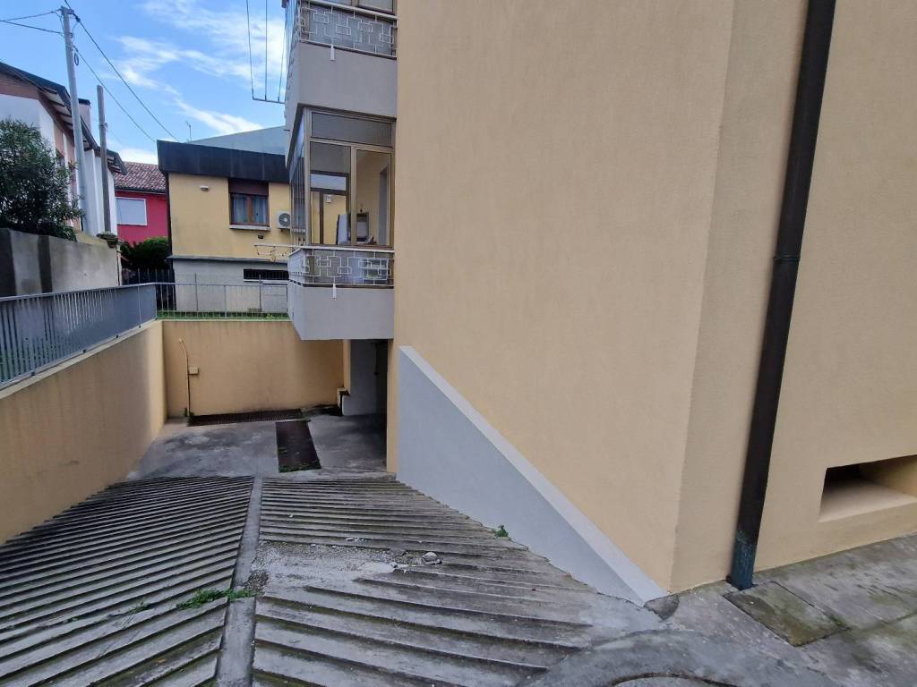 Appartamento a Rovigo in via giacomo sichirollo, 34 - Foto 4