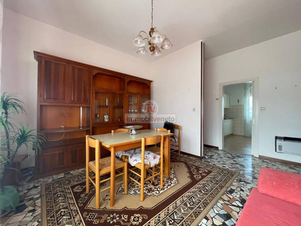 Appartamento a Lonigo in VIA ROMA, 52 - Foto 4