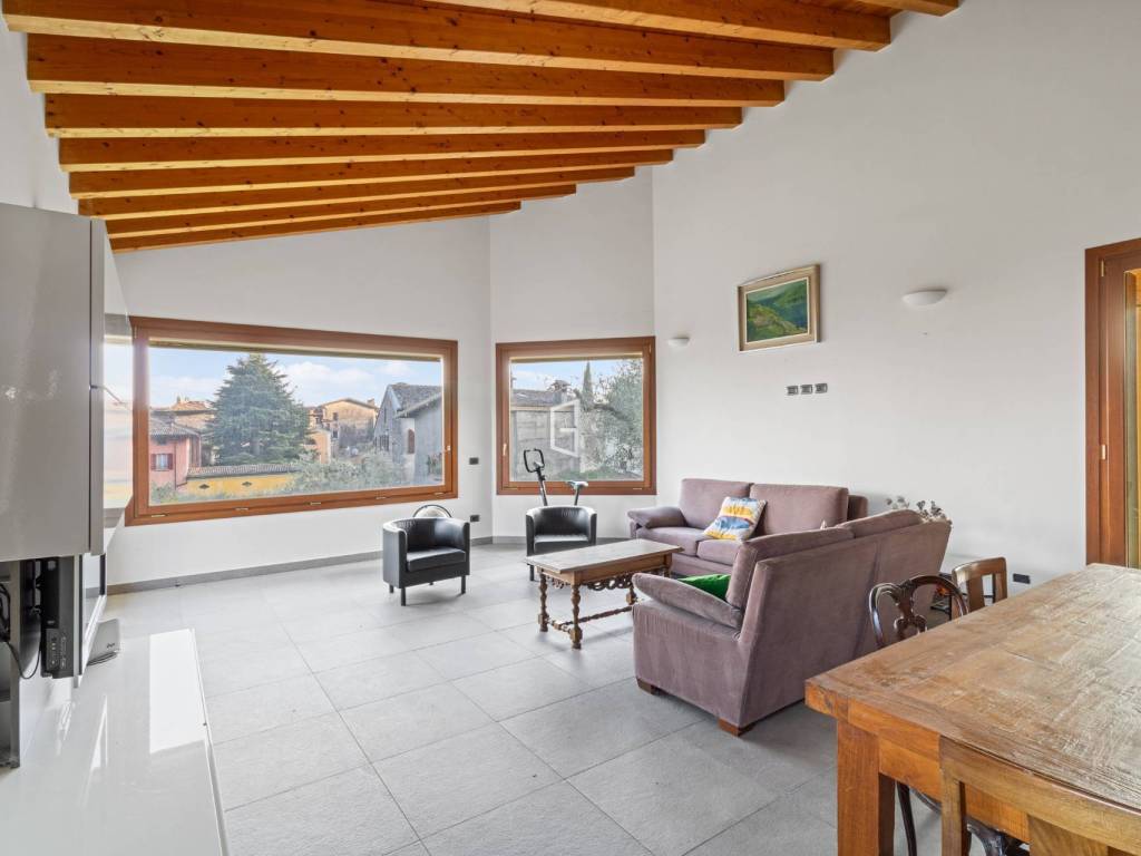 Villa a Toscolano-maderno in Via Cecina - Foto 4