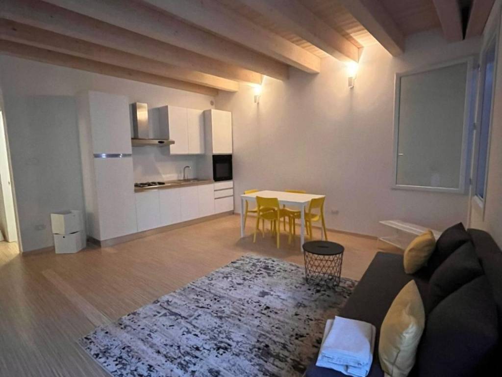 Appartamento a Rovigo in Via Giuseppe Mazzini - Foto 4