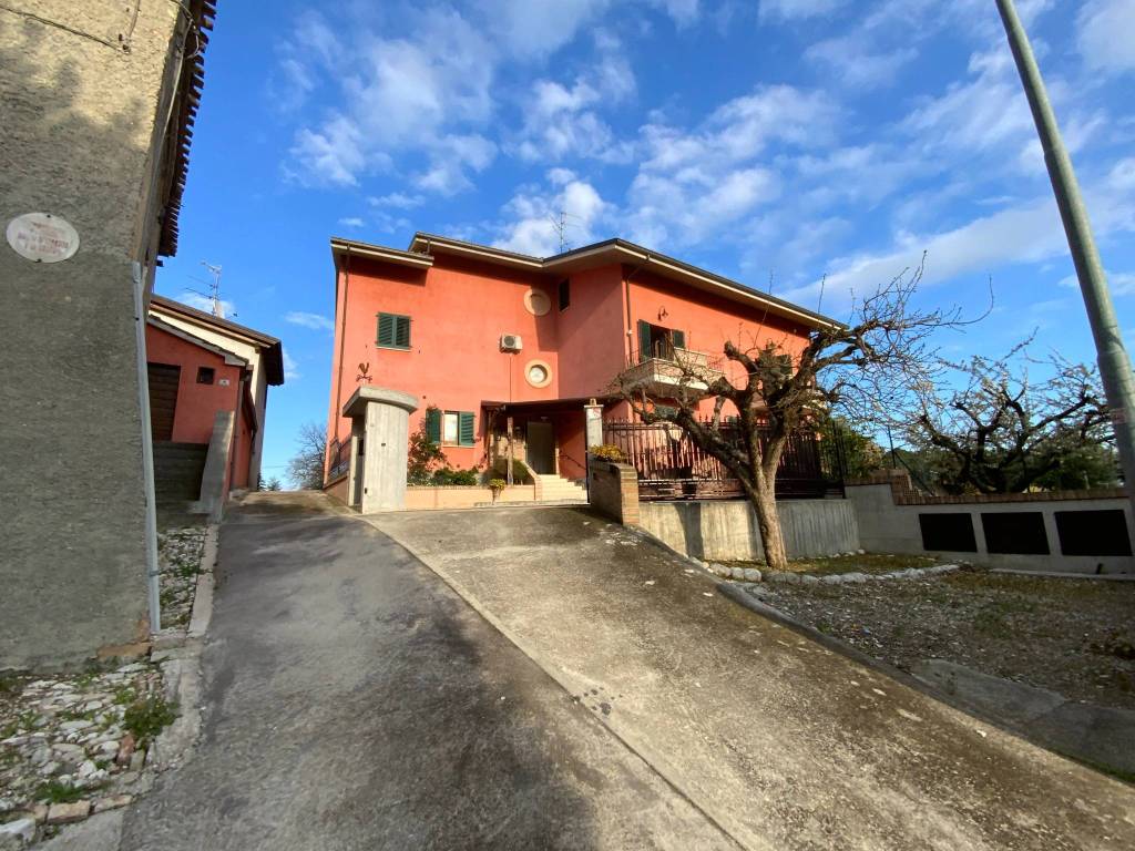 Villa a Sant'omero in Via Casette, 6 - Foto 2