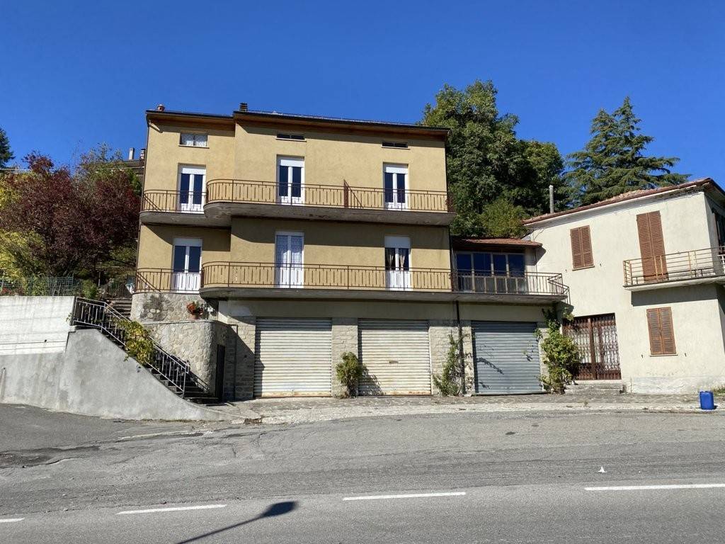 Villa a Bardi in Strada Provinciale di Salsomaggiore-Bardi - Foto 2