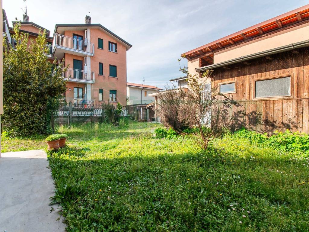 Appartamento a Uboldo in Via Lazzaretto, 24 - Foto 4