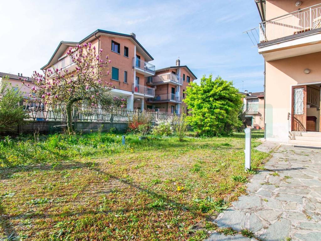 Appartamento a Uboldo in Via Lazzaretto, 24 - Foto 5