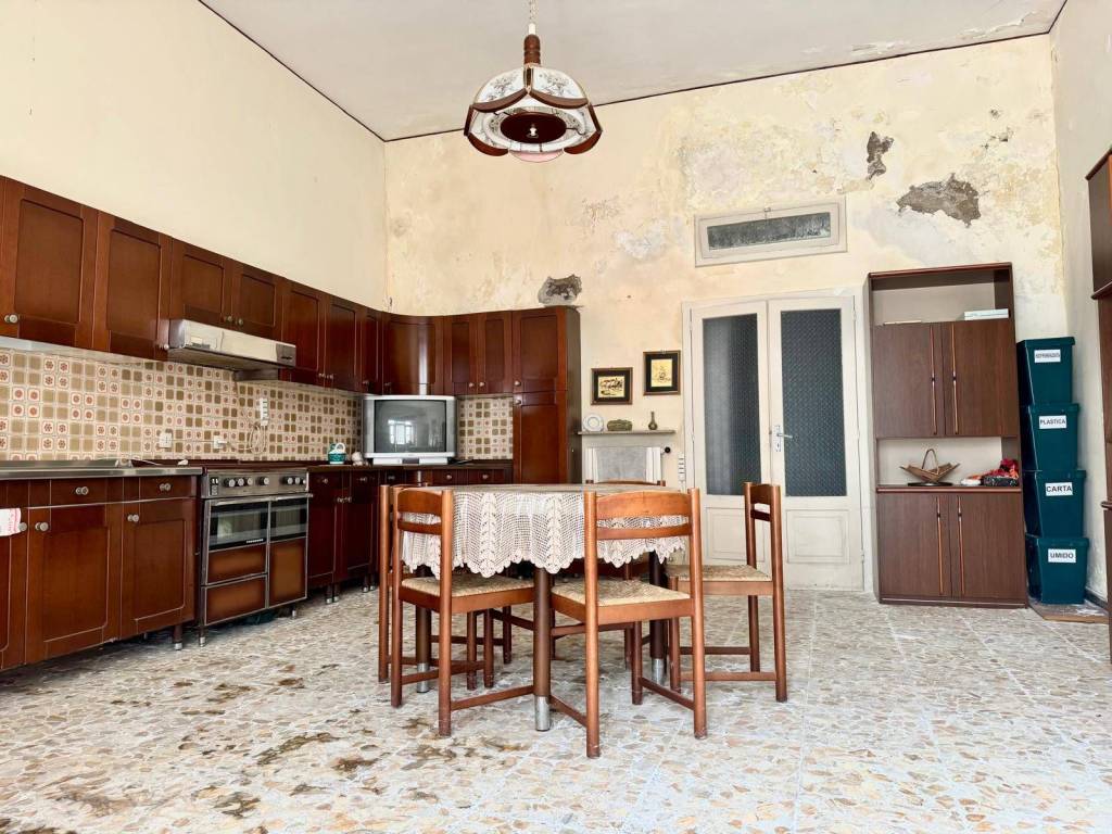 Casa indipendente a Castelnuovo della daunia in VIA SAN MARINO, 40 - Foto 2