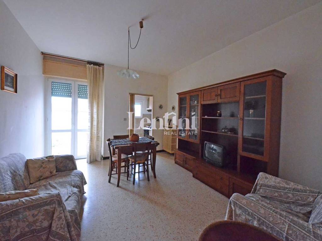 Appartamento a Casale monferrato in Piazzale Duca d'Aosta - Foto 2