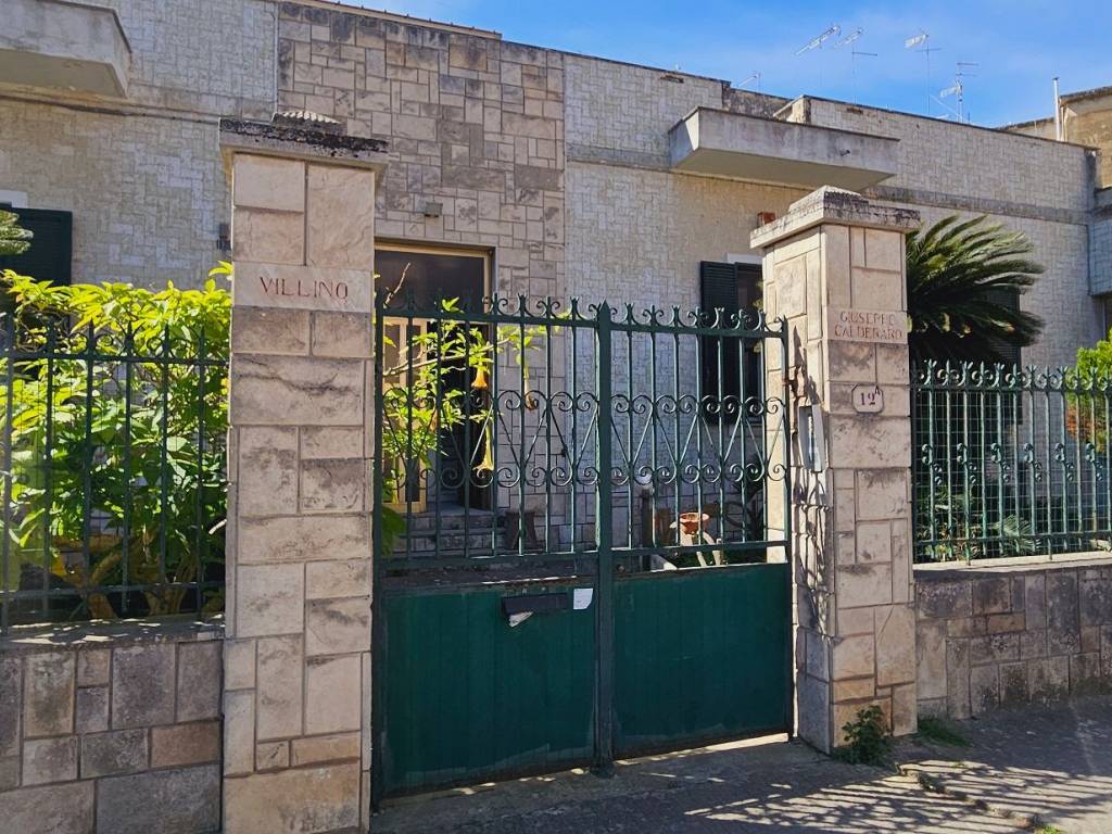 Villa a Lecce in Via Lazio, 12 - Foto 2