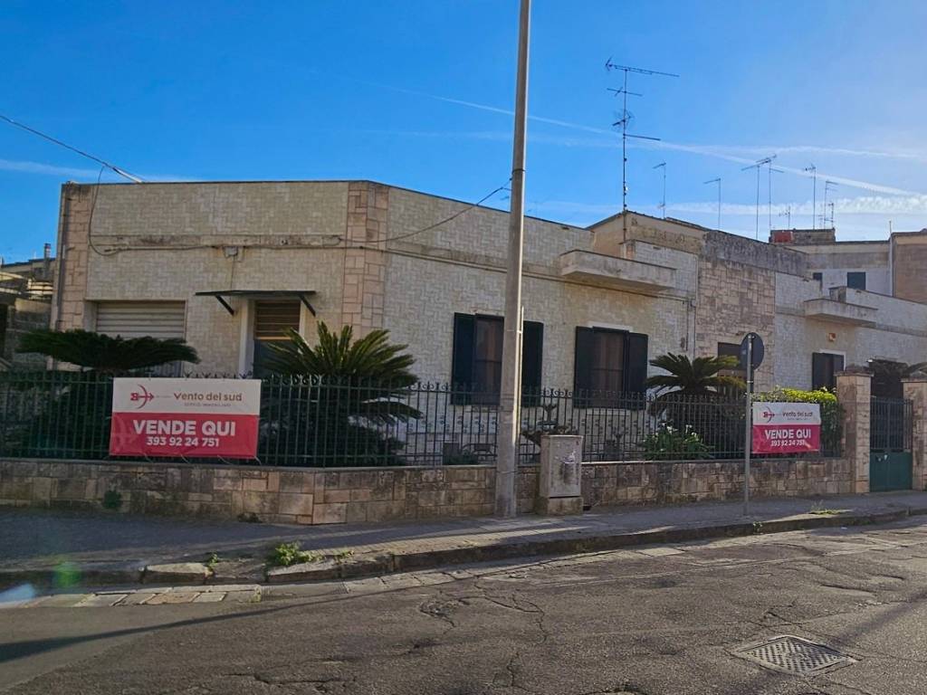 Villa a Lecce in Via Lazio, 12 - Foto 4