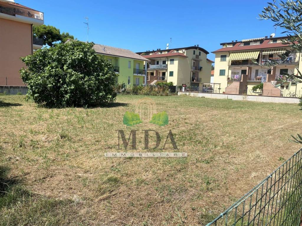 Terreno a Martinsicuro in Via Francesco Baracca - Foto 4