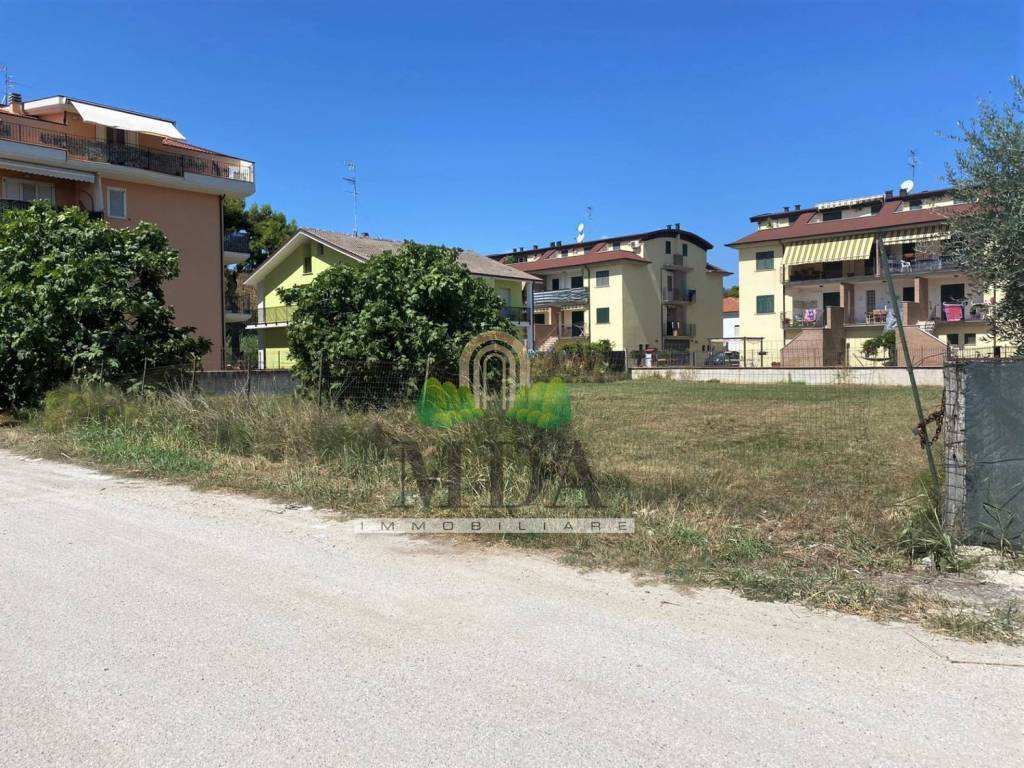 Terreno a Martinsicuro in Via Francesco Baracca - Foto 5