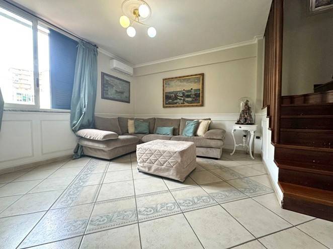 Appartamento a Napoli in Via Michele Guadagno - Foto 2