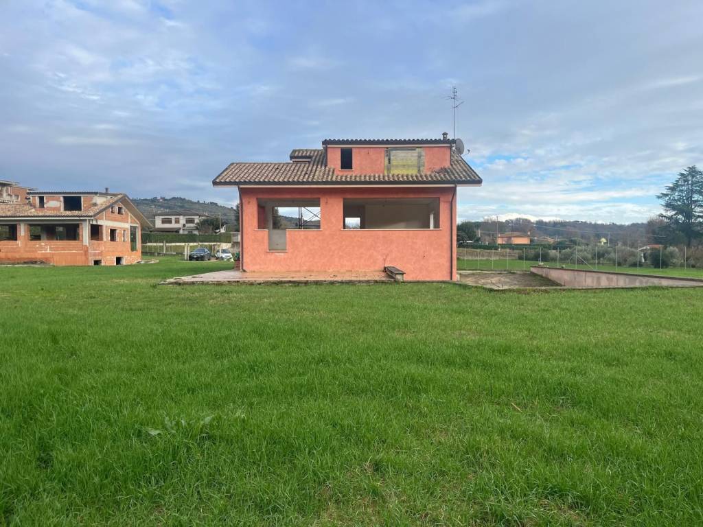 Villa a Sezze in Via Melogrosso - Foto 4