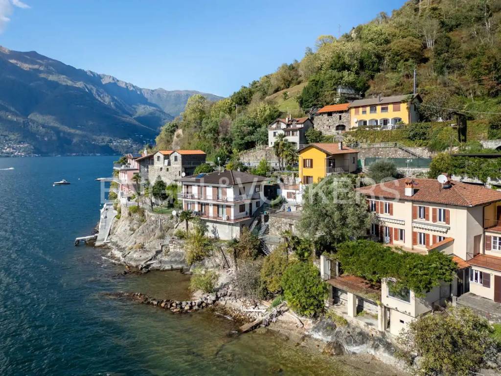 Villa a Tronzano lago maggiore in Via Europa, 52 - Foto 3