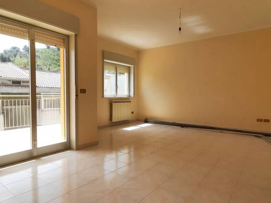 Appartamento a Messina in Via Muzio Attendolo Sforza, 16 - Foto 5