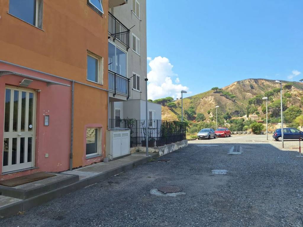 Appartamento a Messina in Via Torrente Trapani - Foto 3