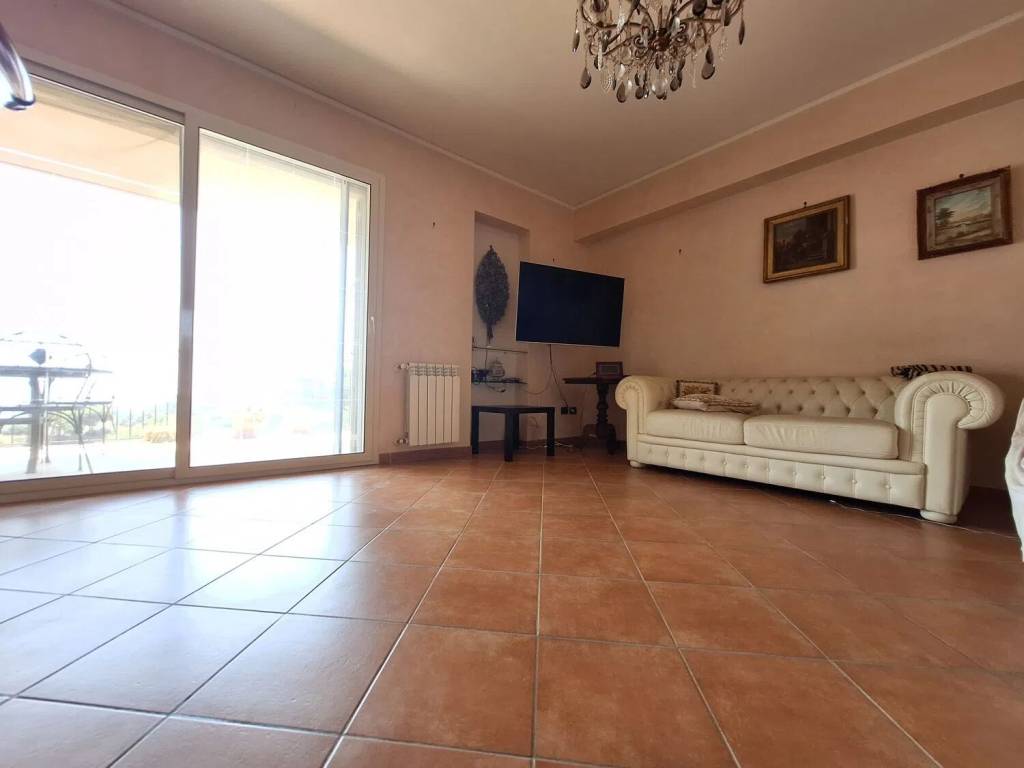 Appartamento a Messina in Via Torrente Trapani - Foto 5