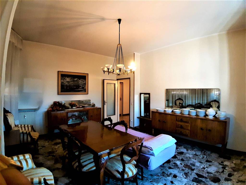 Appartamento a Guastalla in Via Luigi Gonzaga - Foto 4