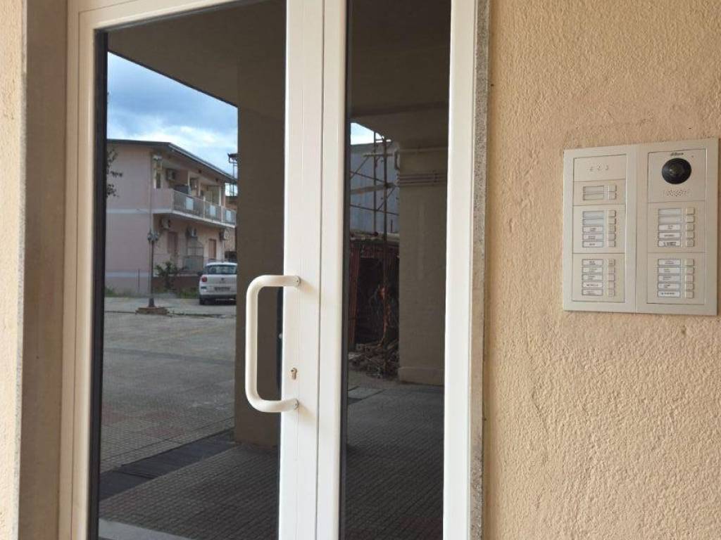 Appartamento a Reggio calabria in Via Ciccarello Diramazione 4 - Foto 3