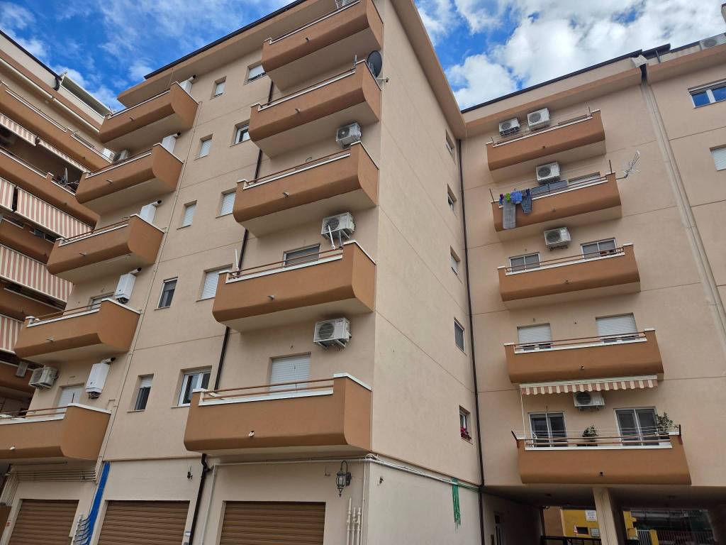 Appartamento a Reggio calabria in Via Ciccarello Diramazione 4 - Foto 4