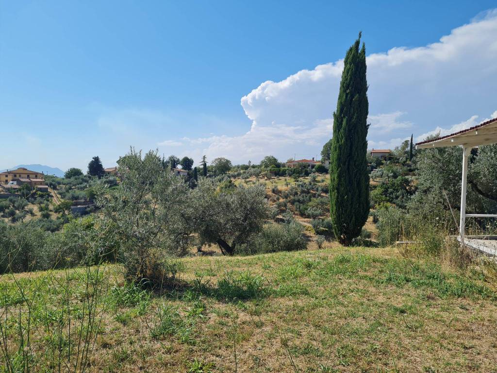 Terreno a Fara in sabina in Via Grotte di Torre - Foto 4