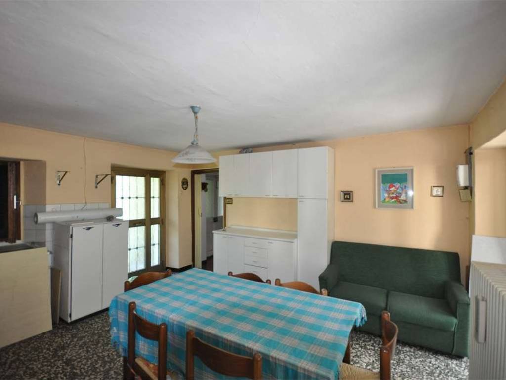 Casa indipendente a Borgomezzavalle in Via Camblione, 11 - Foto 4