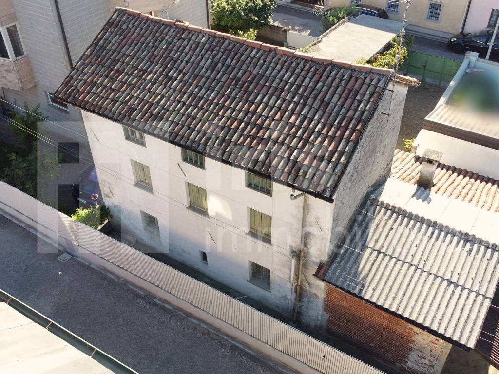 Villa a Udine in Via Piazza d'Armi, 14 - Foto 4