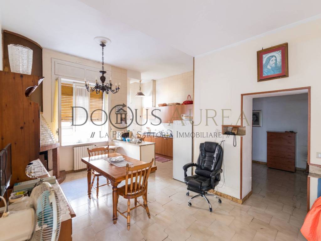Casa indipendente a Salerno in Via Cavallo - Foto 2
