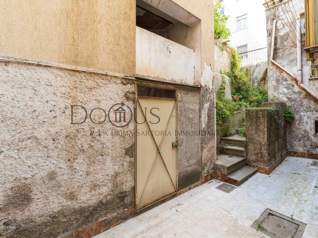 Casa indipendente a Salerno in Via Cavallo - Foto 5