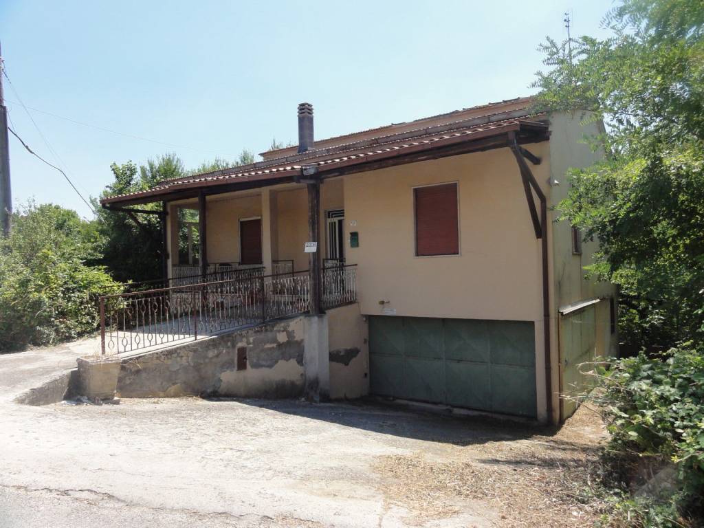 Villa a Frosinone in Via Ceccano, 159 - Foto 3