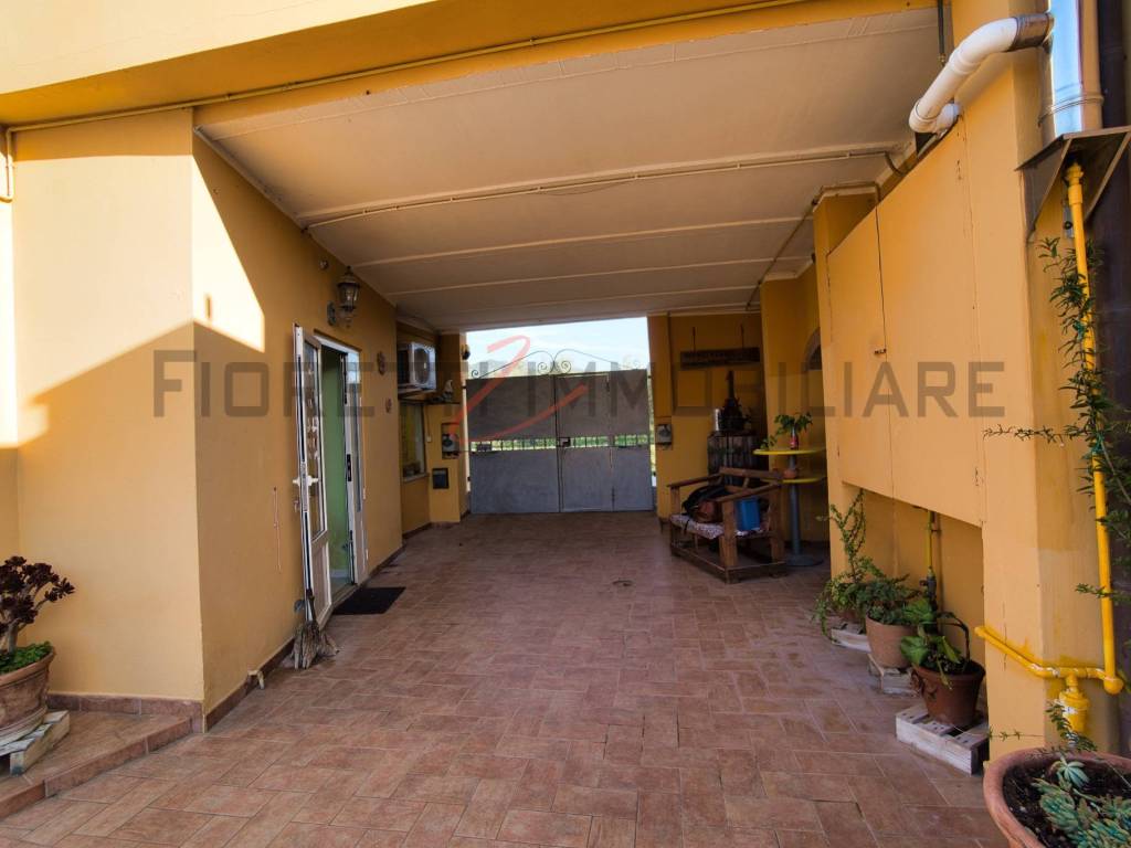 Casa indipendente a Campiglia marittima in Via Suveretana - Foto 3