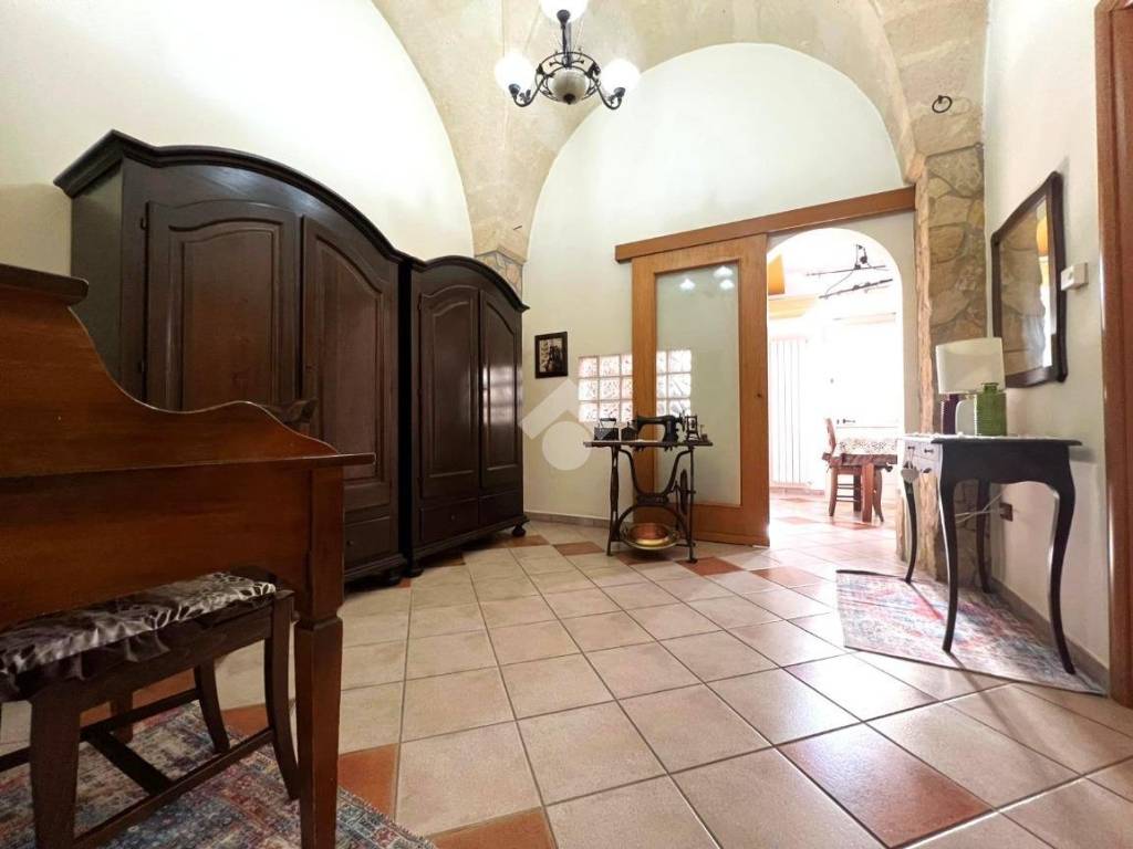 Casa indipendente a Latiano in Via Giuseppe Albanese, 71 - Foto 3
