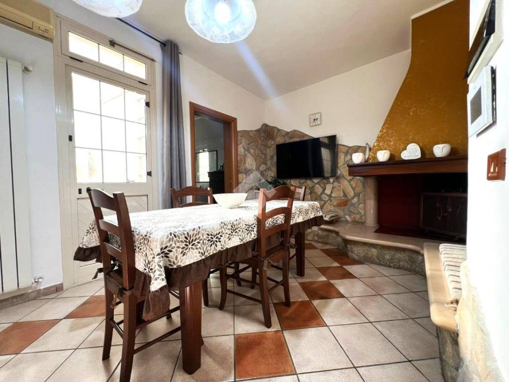 Casa indipendente a Latiano in Via Giuseppe Albanese, 71 - Foto 5