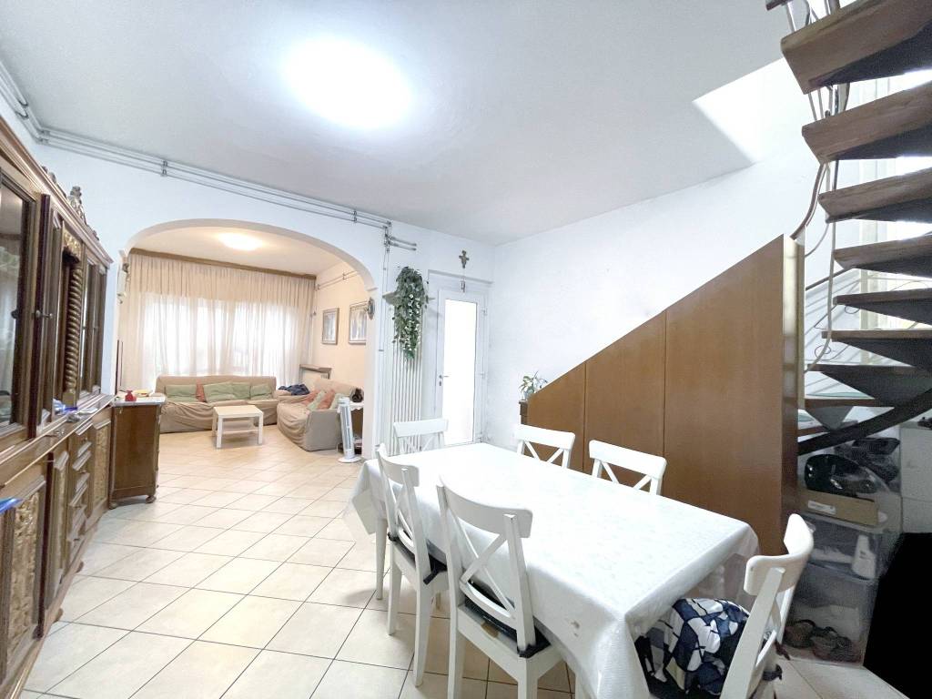 Villa a Riccione in Viale Francesco Baracca - Foto 2