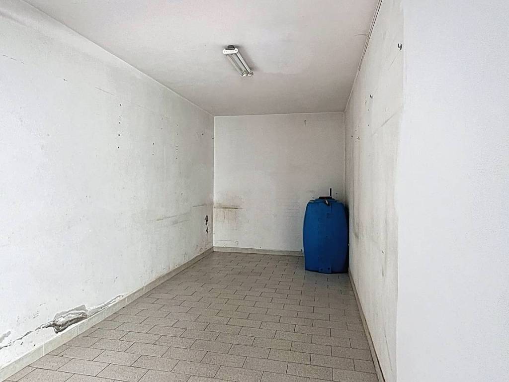 Box / garage a Sassari in Via Gabriele D'Annunzio - Foto 3