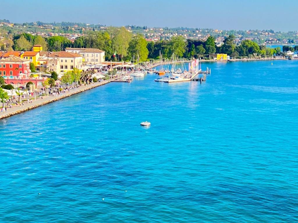 Villa a Bardolino in Via Guglielmo Marconi - Foto 2