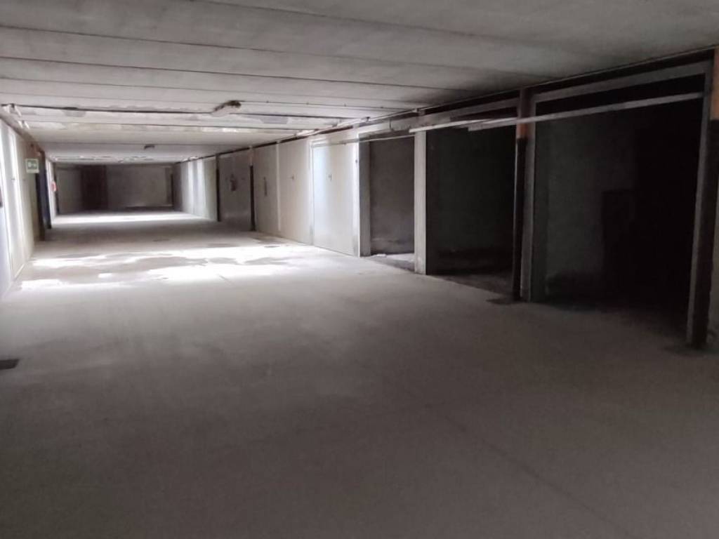 Box / garage a Novara in Via Pietro Micca - Foto 3