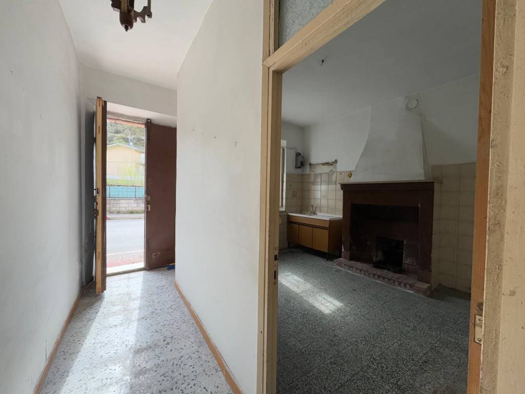 Casa indipendente a Carsoli in Via Aquila - Foto 5