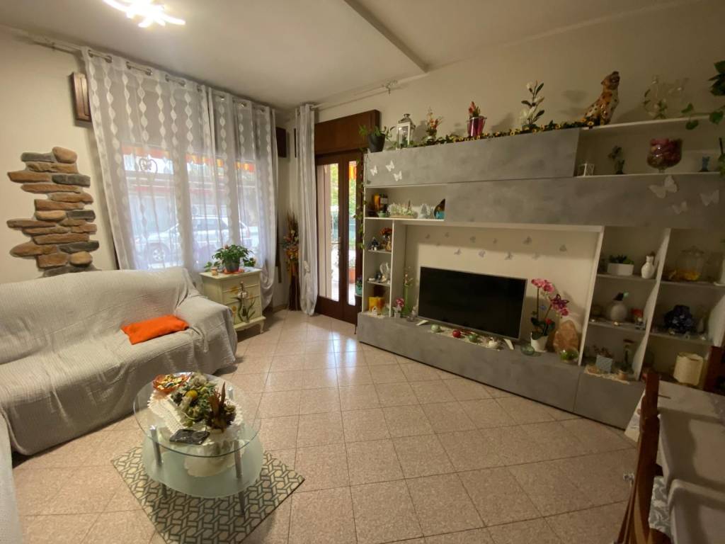 Appartamento a Torreglia in Via Ippolito Nievo - Foto 3