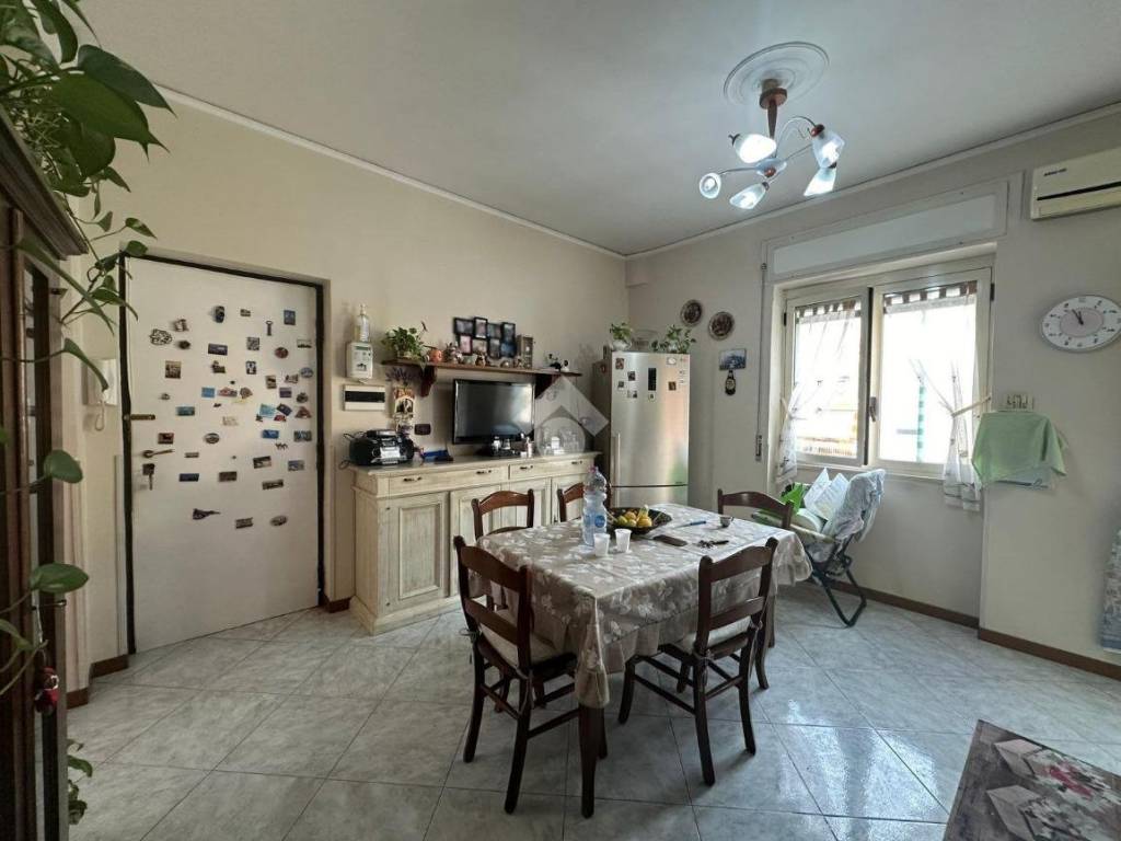 Appartamento a Napoli in VIA DEL GRAN PARADISO - Foto 5