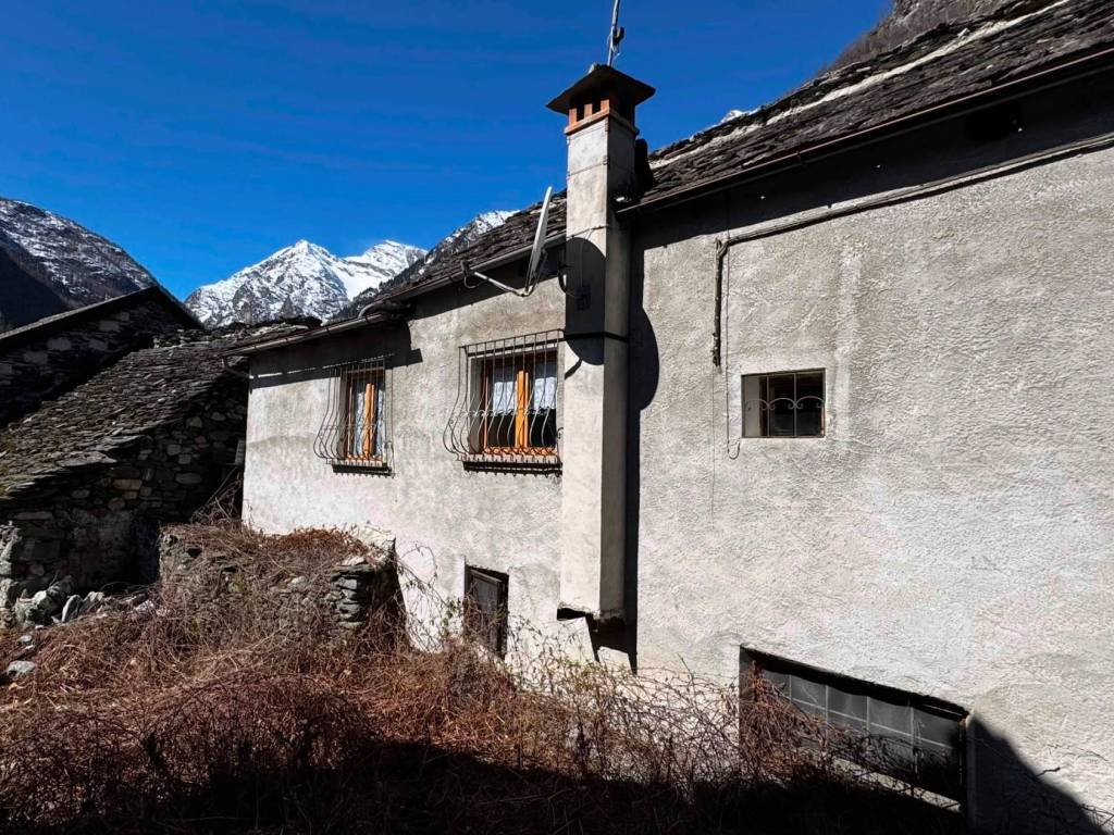 Casa indipendente a Antrona schieranco in Via Sant'Anna, 24 - Foto 3